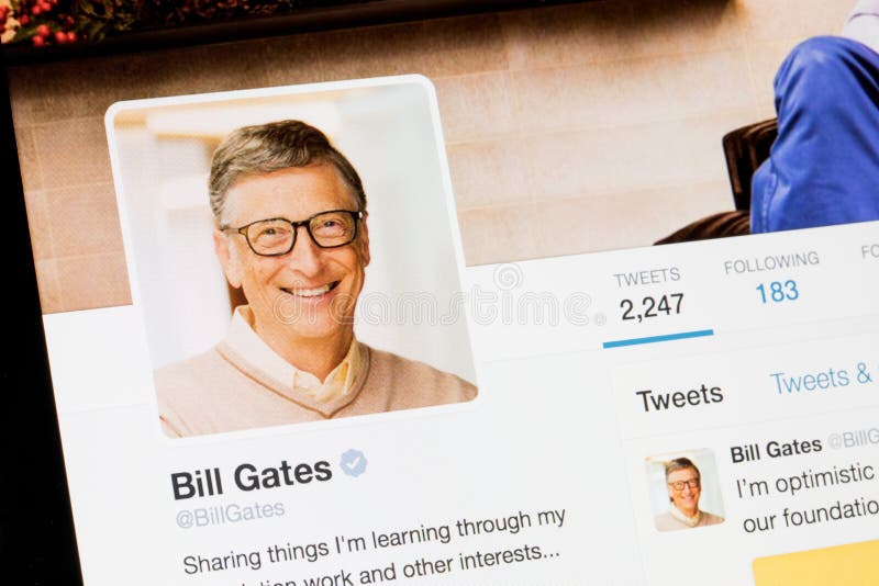 RIGA, LETONIA - 2 de febrero de 2017: Perfil de Bill Gates Twitter imágenes de archivo libres de regalías RIGA, LETONIA - 2 de febrero de 2017: Perfil de Bill Gates Twitter imágenes de archivo libres de regalías