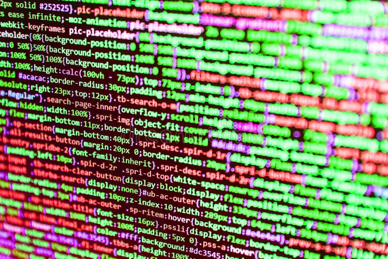 Righe di codice html visibili. semplice codice html del sito web con tag colorati in visualizzazione browser su sfondo scuro. prof fotografia stock libera da diritti
