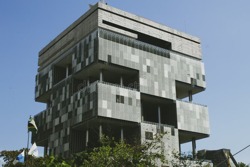 Rio de Janeiro, el Brasil - 10 de octubre de 2018: Petrobras establece jefatura del edificio en Rio de Janeiro céntrico en la noc imagenes de archivo Rio de Janeiro, el Brasil - 10 de octubre de 2018: Petrobras establece jefatura del edificio en Rio de Janeiro céntrico en la noc imagenes de archivo