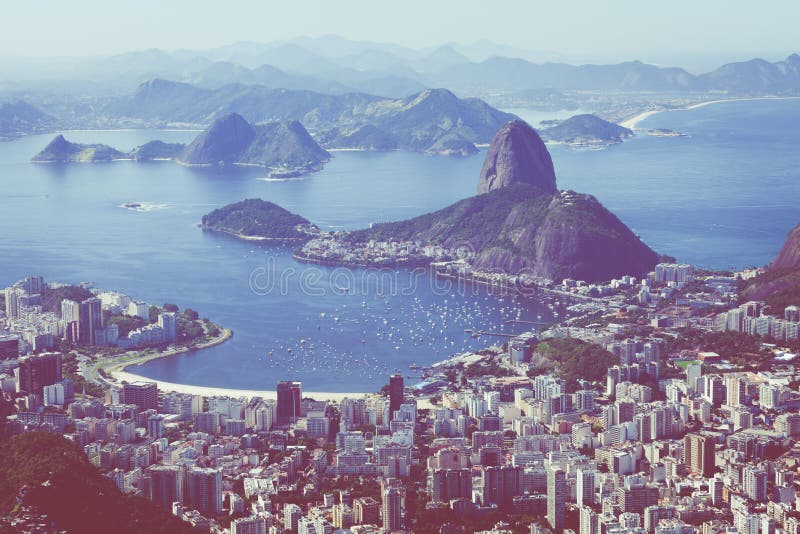 Rio de Janeiro, el Brasil Pan y Botafogo franco visto playa de Suggar fotografía de archivo Rio de Janeiro, el Brasil Pan y Botafogo franco visto playa de Suggar fotografía de archivo