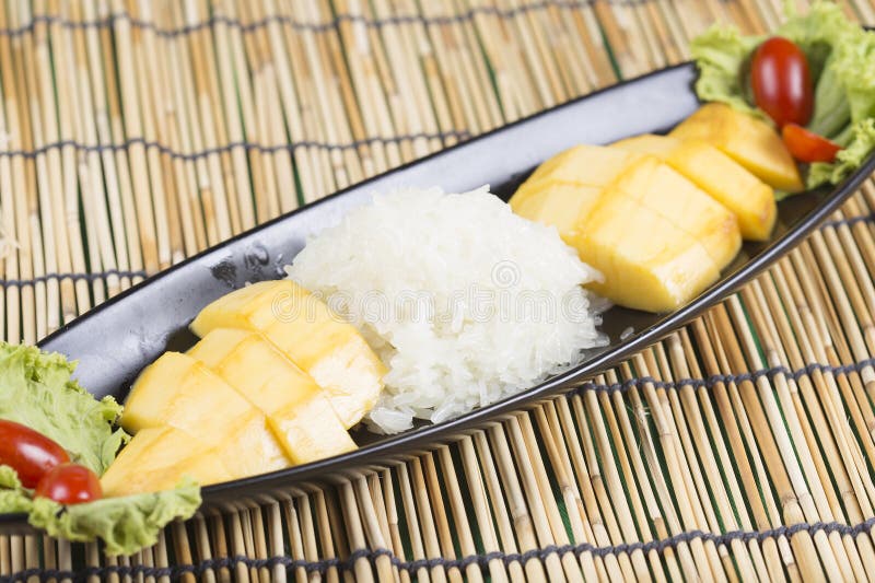 Ripe mango and sticky rice cooked with coconut milk.