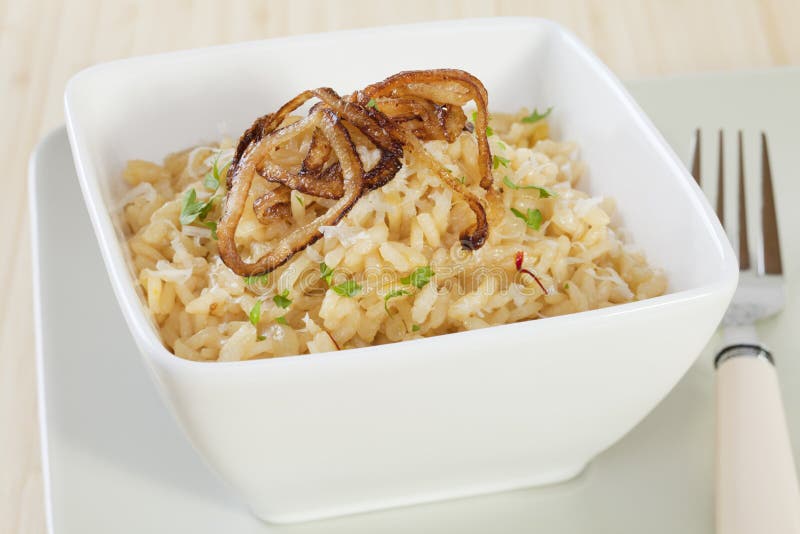Risotto de la cebolla imagen de archivo libre de regalías Risotto de la cebolla imagen de archivo libre de regalías