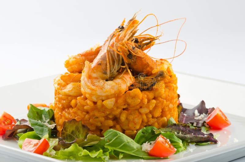 Risotto de los mariscos foto de archivo. Imagen de calamar 28149122