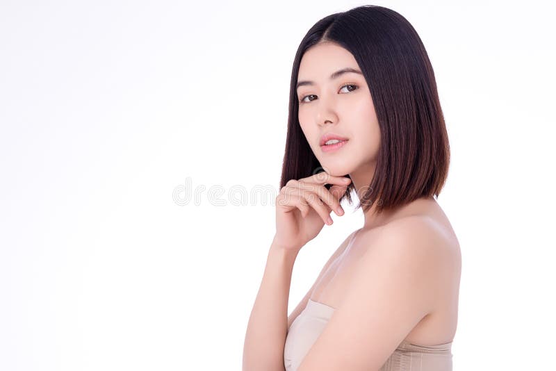 Ritratto, bella ragazza asiatica, pulisce il concetto di pelle nuda La bellezza asiatica si scontra con la nudità e il benessere fotografie stock libere da diritti Ritratto, bella ragazza asiatica, pulisce il concetto di pelle nuda La bellezza asiatica si scontra con la nudità e il benessere fotografie stock libere da diritti