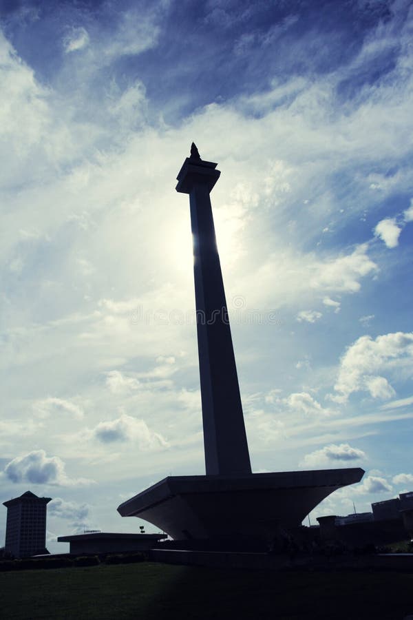Ritratto della siluetta di Monas, Jakarta fotografie stock Ritratto della siluetta di Monas, Jakarta fotografie stock