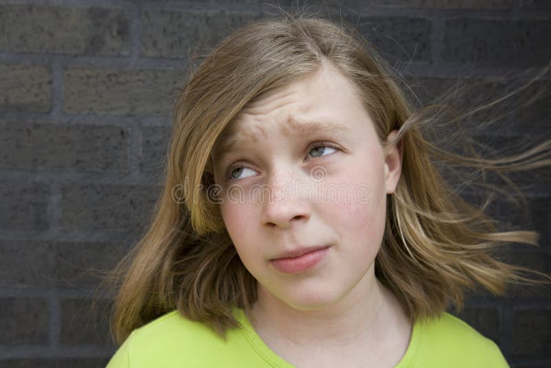Ritratto Di Un Adolescente, Fronte Espressivo Immagine Stock Immagine