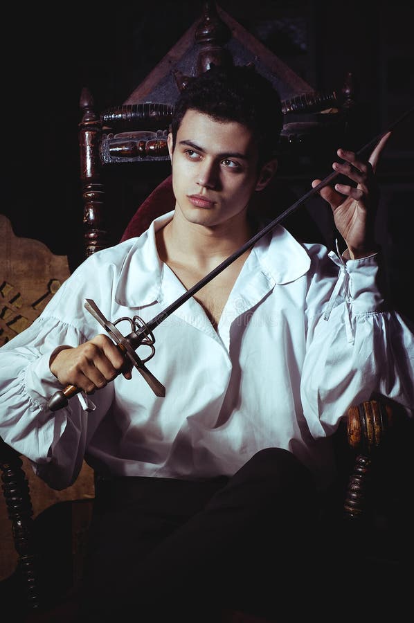 Ritratto di un uomo romantico fotografia stock libera da diritti Ritratto di un uomo romantico fotografia stock libera da diritti