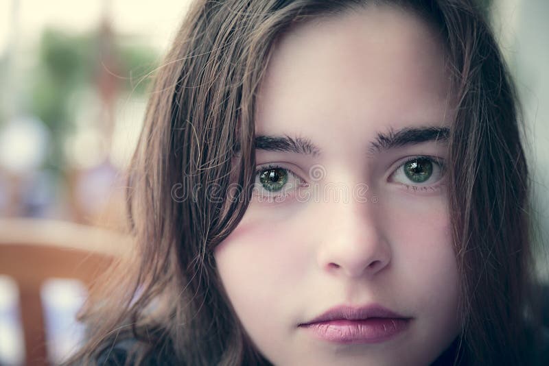 Ritratto di una ragazza adolescente immagini stock