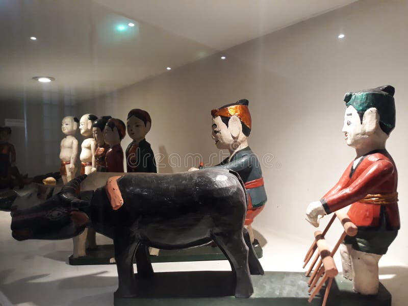 Ritratto vicino sul burattino nel vecchio museo del burattino della città di Jakarta immagini stock libere da diritti Ritratto vicino sul burattino nel vecchio museo del burattino della città di Jakarta immagini stock libere da diritti