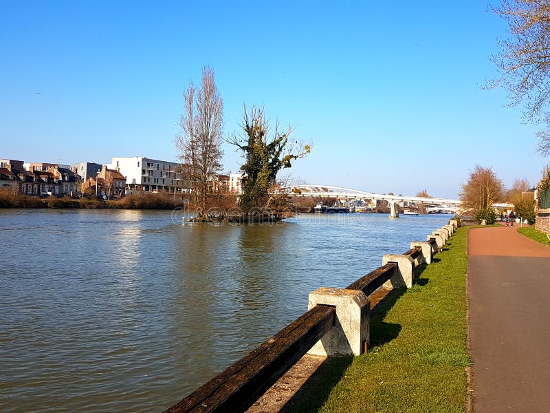 River Oise, France. stock photo. Image of calm, france 113384316