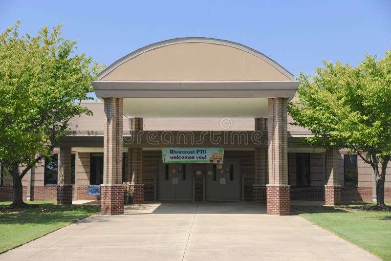 Rivercrest Elementary School Bartlett, Tennessee Editorial Stock Image