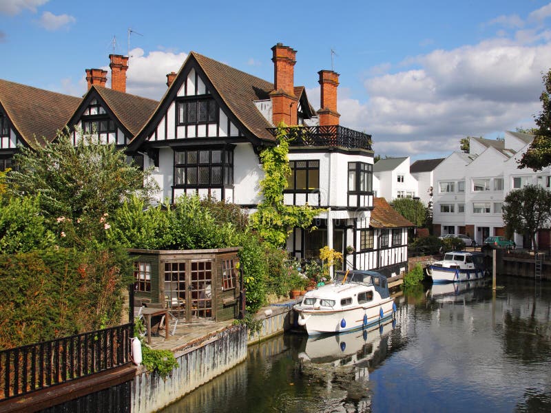 Riverside Houses Moorings Stock Photos Free & RoyaltyFree Stock