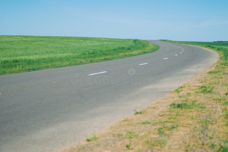 The road goes beyond the horizon, stock photos The road goes beyond the horizon, stock photos