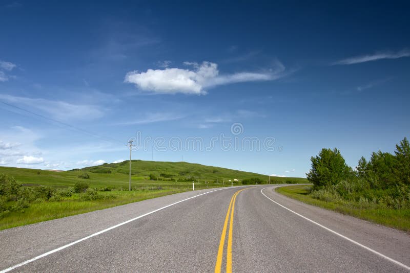 Road With Painted Double Yellow Line royalty free stock photography