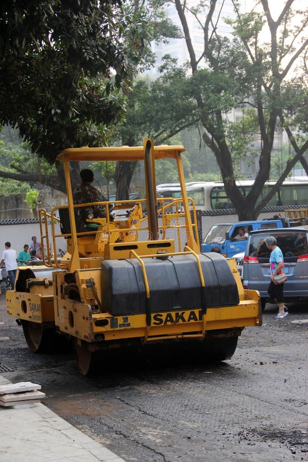 The Road Roller in the Work Editorial Stock Image Image of mechanical