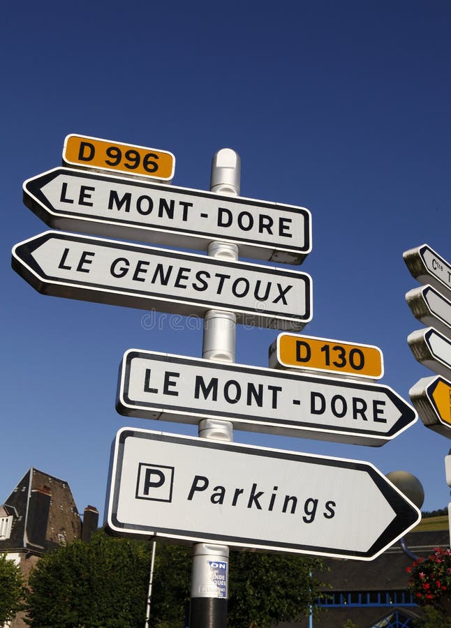 Road signs in France - Auvergne