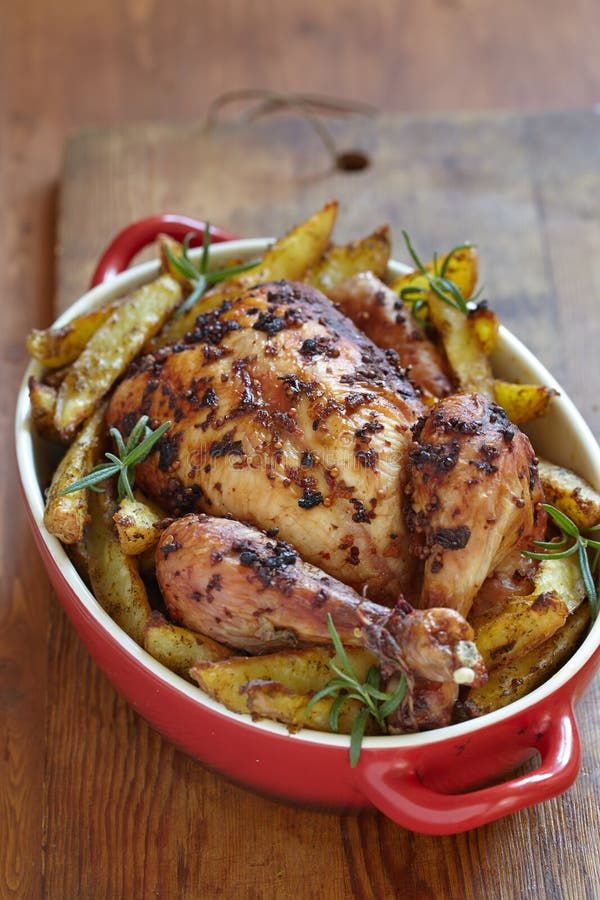Roast Chicken with Potatoes Stock Image - Image of holiday, plate: 42273197