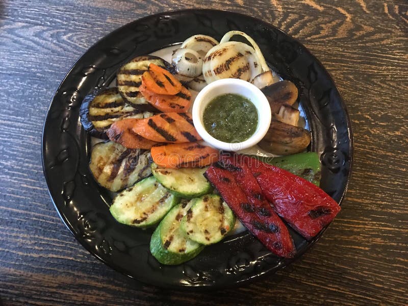 Roasted grilled vegetables with pesto