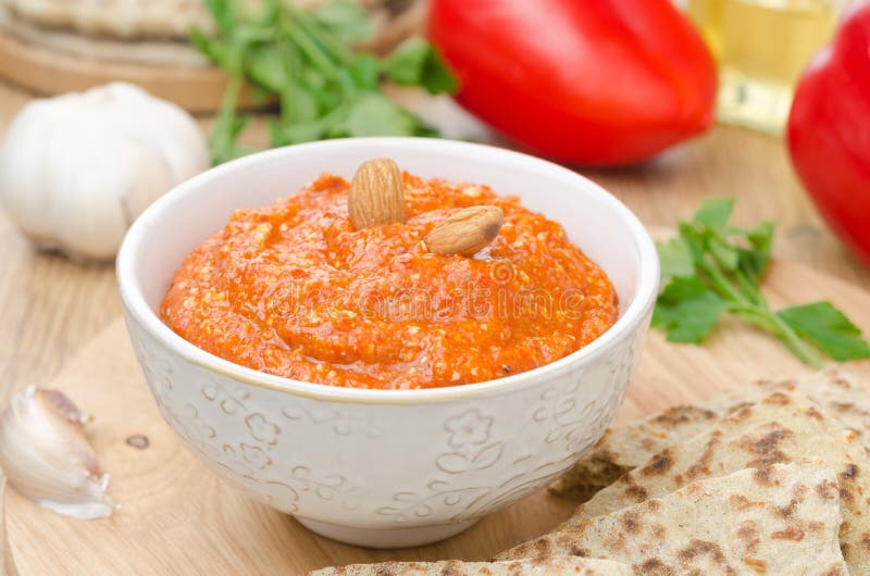 Roasted pepper dip with almonds and garlic