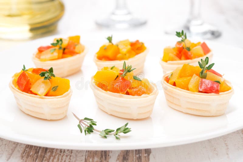 Roasted vegetables with thyme in tartlets