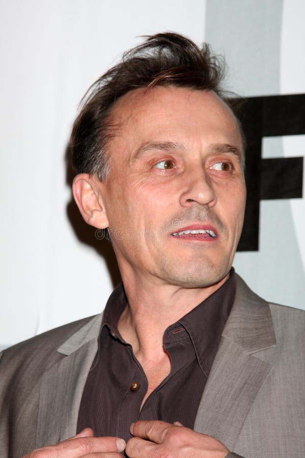 Robert Knepper Arrives At The 19th Annual Race To Erase MS Gala ...