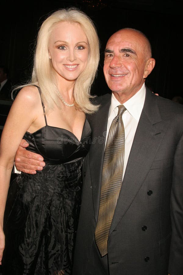 Donna Spangler and Robert Shapiro at the 2008 Eagle and Badge Foundation Gala to benefit Families of Police Officers and Children in the Communities served by the LAPD. The Hyatt Regency Century Plaza Hotel and Spa, Century City, CA. 07-19-08. Donna Spangler and Robert Shapiro at the 2008 Eagle and Badge Foundation Gala to benefit Families of Police Officers and Children in the Communities served by the LAPD. The Hyatt Regency Century Plaza Hotel and Spa, Century City, CA. 07-19-08