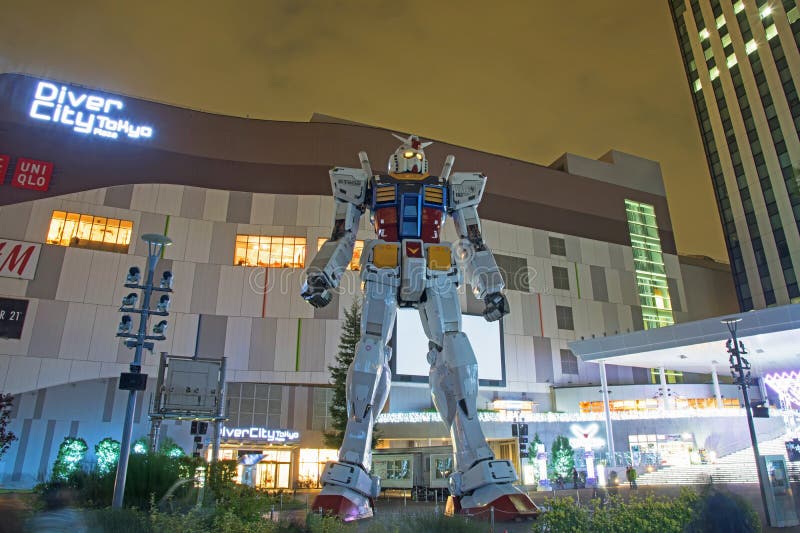 Robot di Gundam a DiverCity Tokyo immagine stock libera da diritti Robot di Gundam a DiverCity Tokyo immagine stock libera da diritti