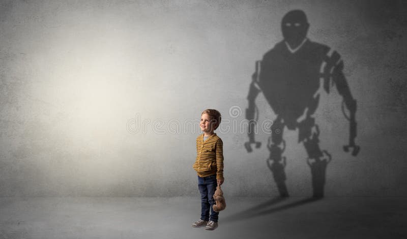 Robotman-Schatten eines netten kleinen Jungen lizenzfreies stockbild