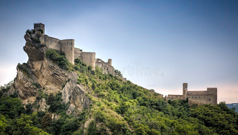 Castello di Roccascalegna Italian for Castle of Roccascalegna is a medieval castle in Roccascalegna, Province of Chieti in Abruzzo. The walls of the castle surround the overhanging rock. Castello di Roccascalegna Italian for Castle of Roccascalegna is a medieval castle in Roccascalegna, Province of Chieti in Abruzzo. The walls of the castle surround the overhanging rock.