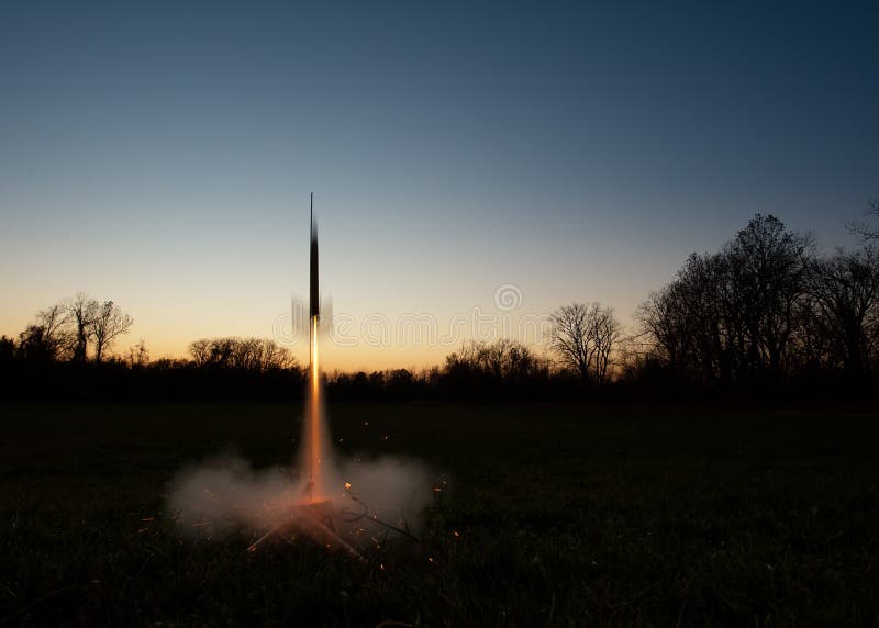 Rocket di modello Lauch immagini stock libere da diritti Rocket di modello Lauch immagini stock libere da diritti