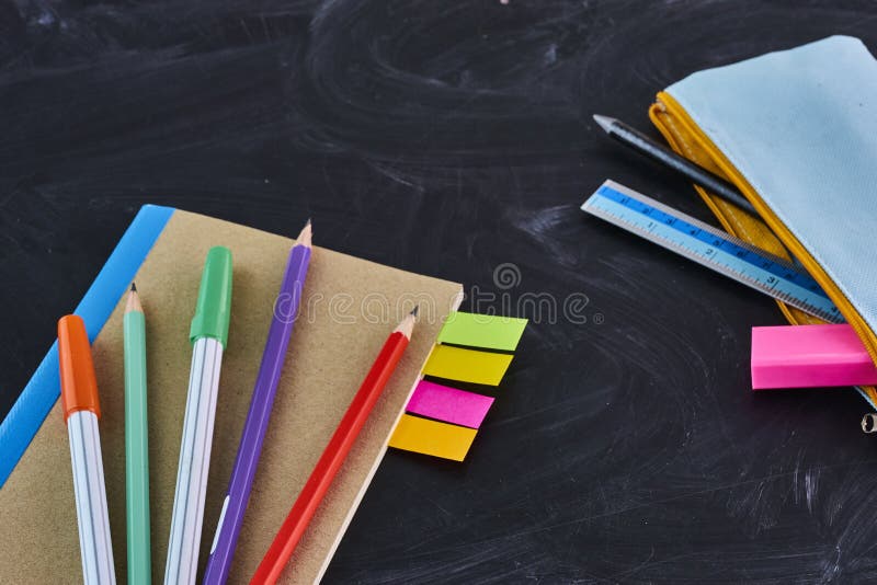 Rocket fez fontes extraescolares foto de stock royalty free