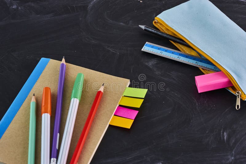 Rocket fez fontes extraescolares fotos de stock