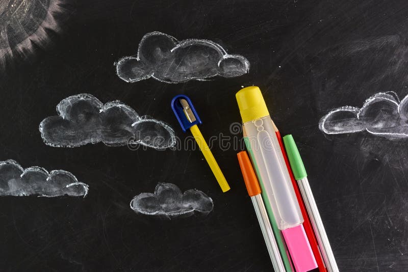 Rocket fez fontes extraescolares fotos de stock