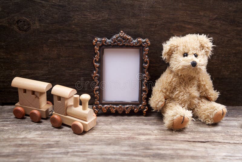 Rocznik bawi się woth ramę dla fotografii zdjęcie stock Rocznik bawi się woth ramę dla fotografii zdjęcie stock