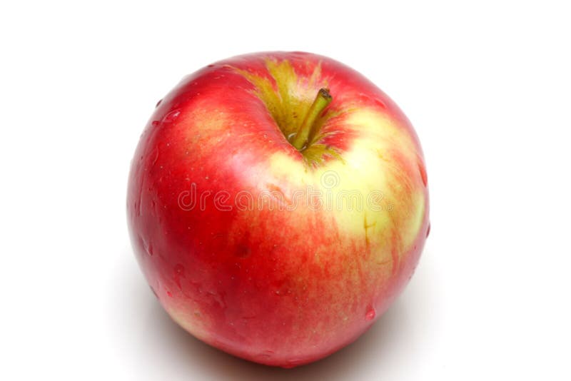 Rode appel die op wit wordt geïsoleerde