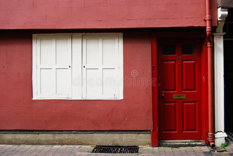 Rode deur stock foto