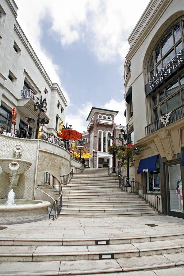Rodeo Drive Shopping Center Beverly Hills Stock Photos - Free & Royalty-Free  Stock Photos from Dreamstime