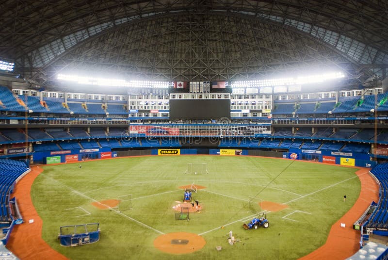 Baseball at the Rogers Centre in Downtown Toronto Editorial Photo - Image  of major, enthusiasts: 81957816