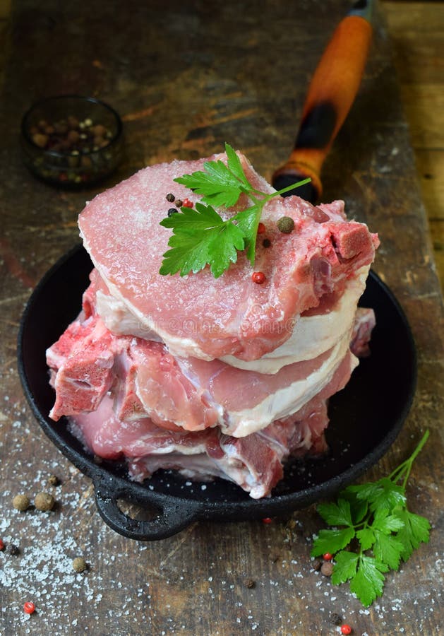 Rohes Stück Der Schweinelende, Brust Für Steak, Röstung, Dämpfend Und ...