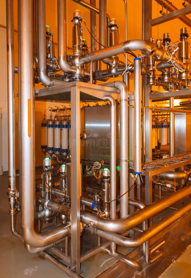 Rohre, Behälter für die Lebensmittelindustrie stockfoto Rohre, Behälter für die Lebensmittelindustrie stockfoto