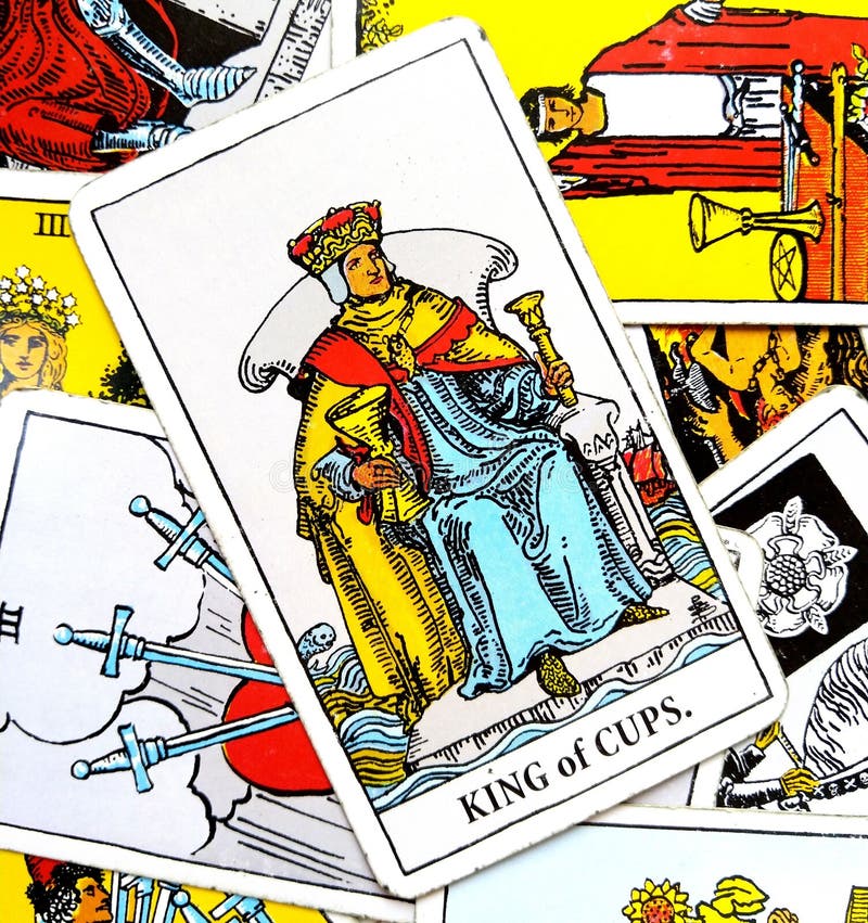Roi de carte de tarot de tasses illustration libre de droits Roi de carte de tarot de tasses illustration libre de droits