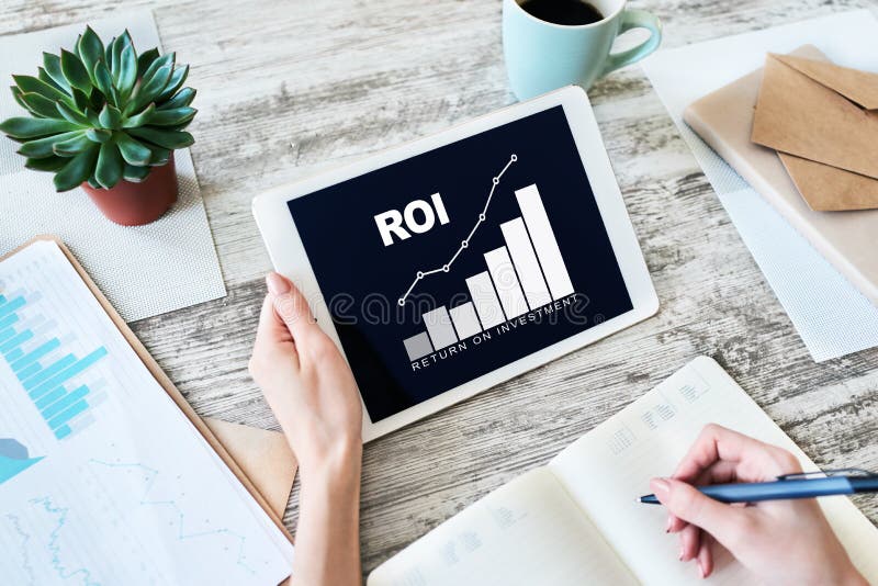 ROI, retorno sobre o investimento, negócio e conceito financeiro