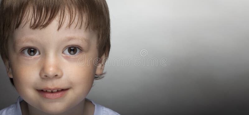 Rolig lycklig pys royaltyfri fotografi Rolig lycklig pys royaltyfri fotografi