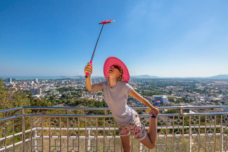 Rolig selfieturist royaltyfri foto Rolig selfieturist royaltyfri foto