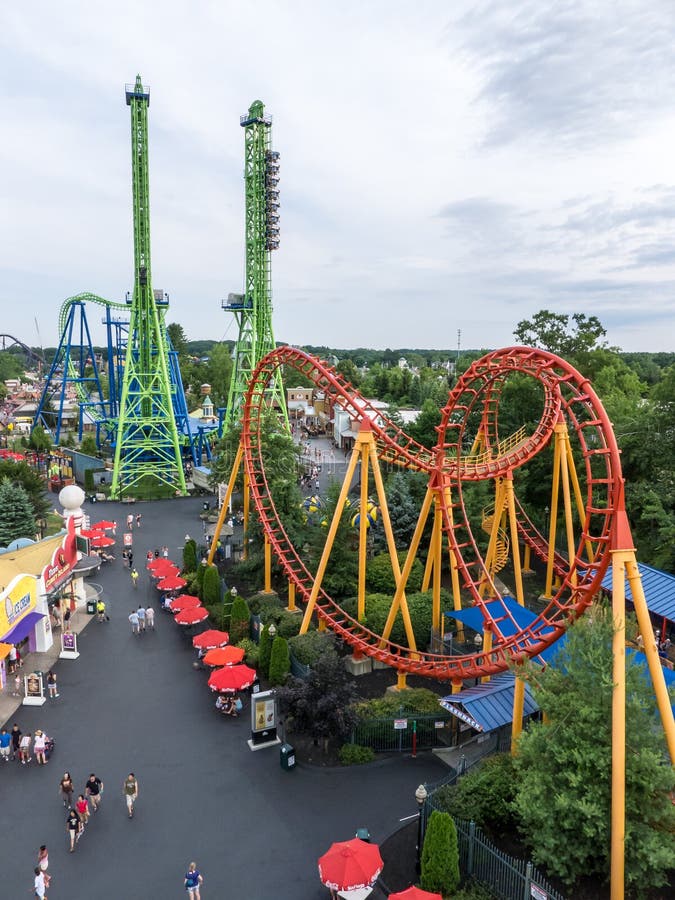 Overview of some of the rollercoasters, rides and attractions at Six Flags New England, part of the chain of theme parks owned by Six Flags of Texas. Overview of some of the rollercoasters, rides and attractions at Six Flags New England, part of the chain of theme parks owned by Six Flags of Texas.