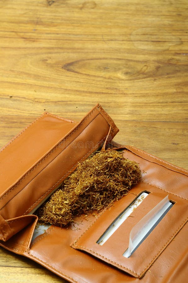 Rolling tobacco pouch stock photo. Image of tobbaco, electronic 35572360