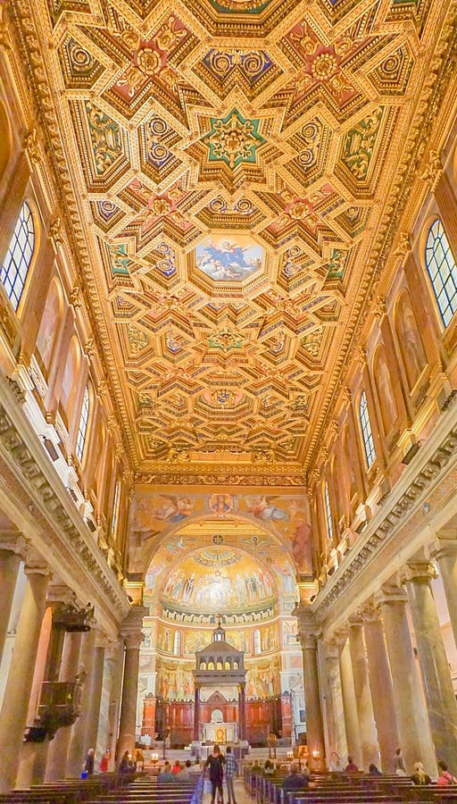 ROMA, ITALIA 9 DE OUTUBRO DE 2017: O interior da capela de fotos de stock royalty free ROMA, ITALIA 9 DE OUTUBRO DE 2017: O interior da capela de fotos de stock royalty free