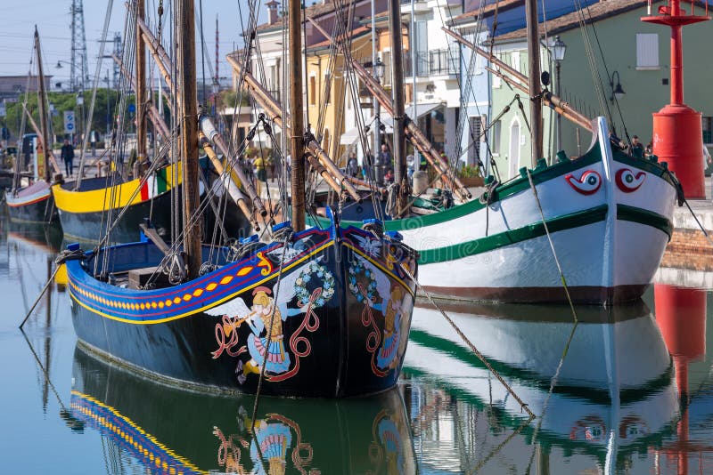 亚得里亚海的古帆船渔村以其鱼餐馆而闻名Romagna Romagna 免版税图库摄影