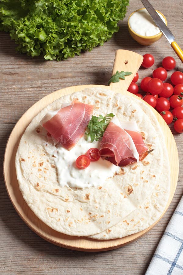 Romagnola van Piadina stock fotografie Romagnola van Piadina stock fotografie