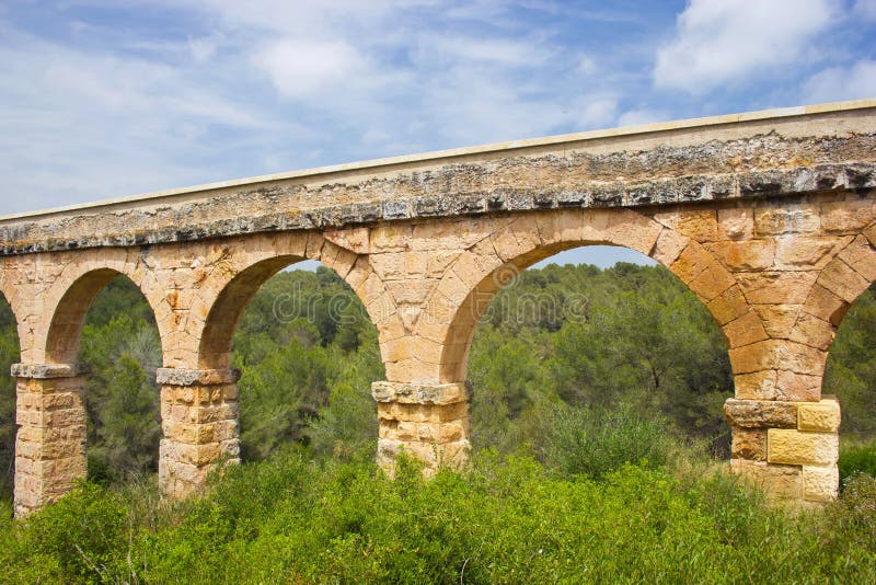 Roman Aquaduct in Tarragona, Spanje Stock Afbeelding Image of